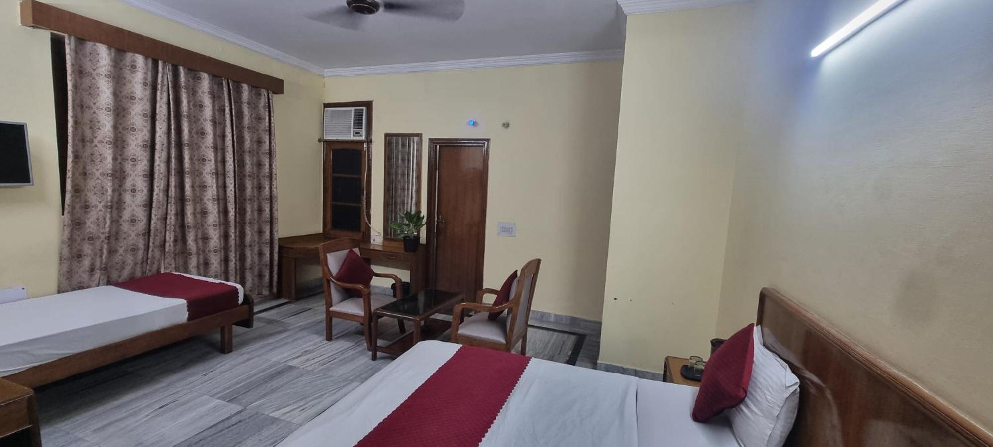 Hotel Har Ki Pauri By Around Stays Haridwār Exterior foto